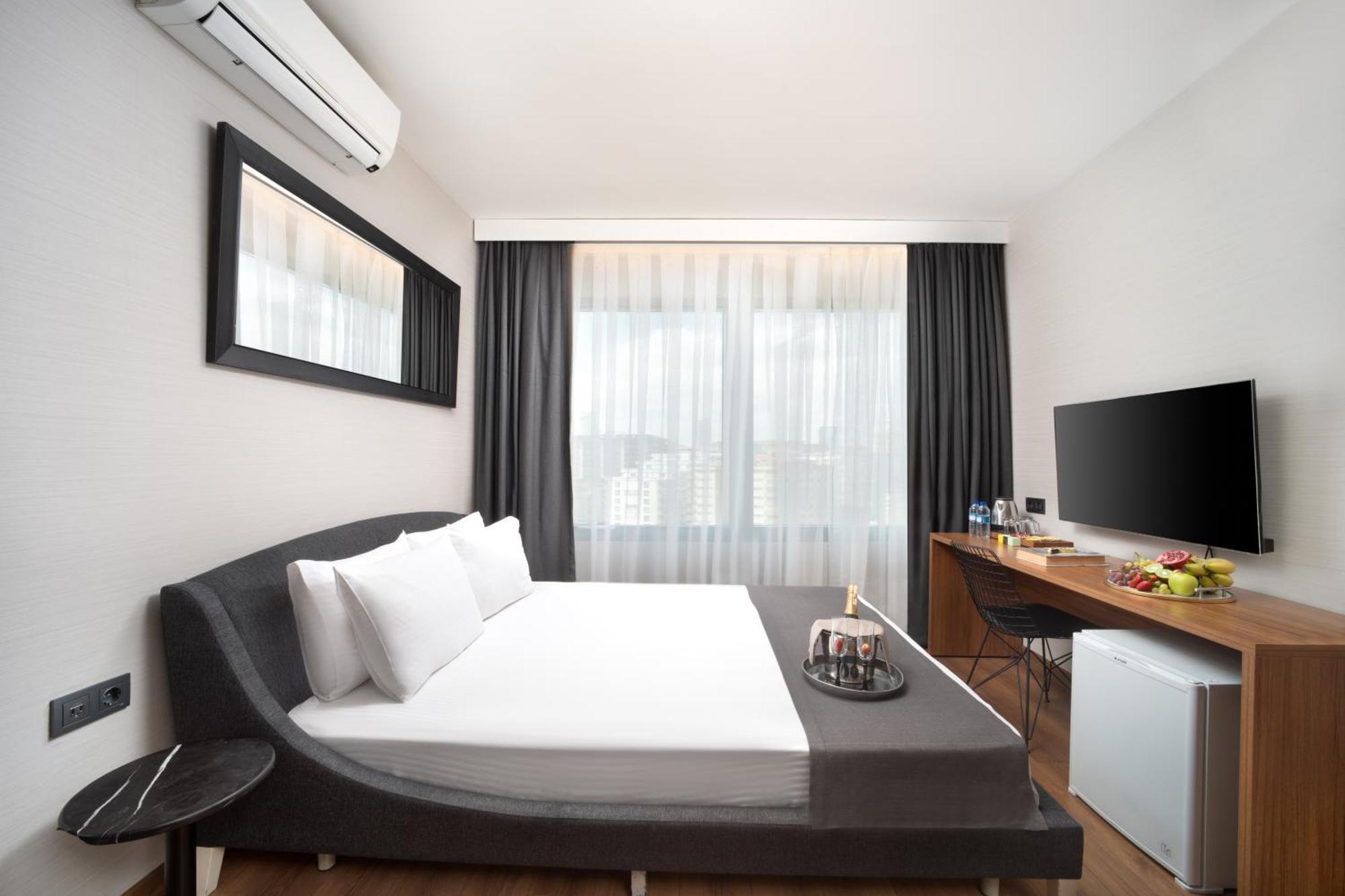Nish Suites Atasehir Provincia di Provincia di Istanbul Esterno foto